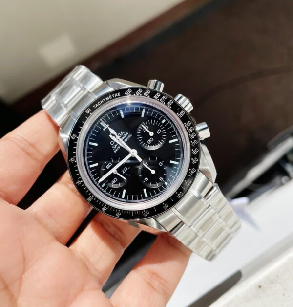 Speedmaster MoonWatch SS Sapphire Crystal Black Dial on SS Bracelet Manual Winding Chrono Movement